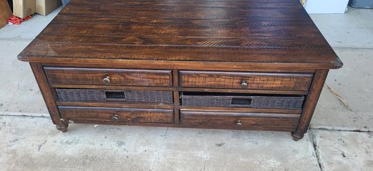 FREE COFFEE TABLE