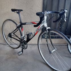 Bike FUJI Finest Tires Size 26 Frame Size Small 