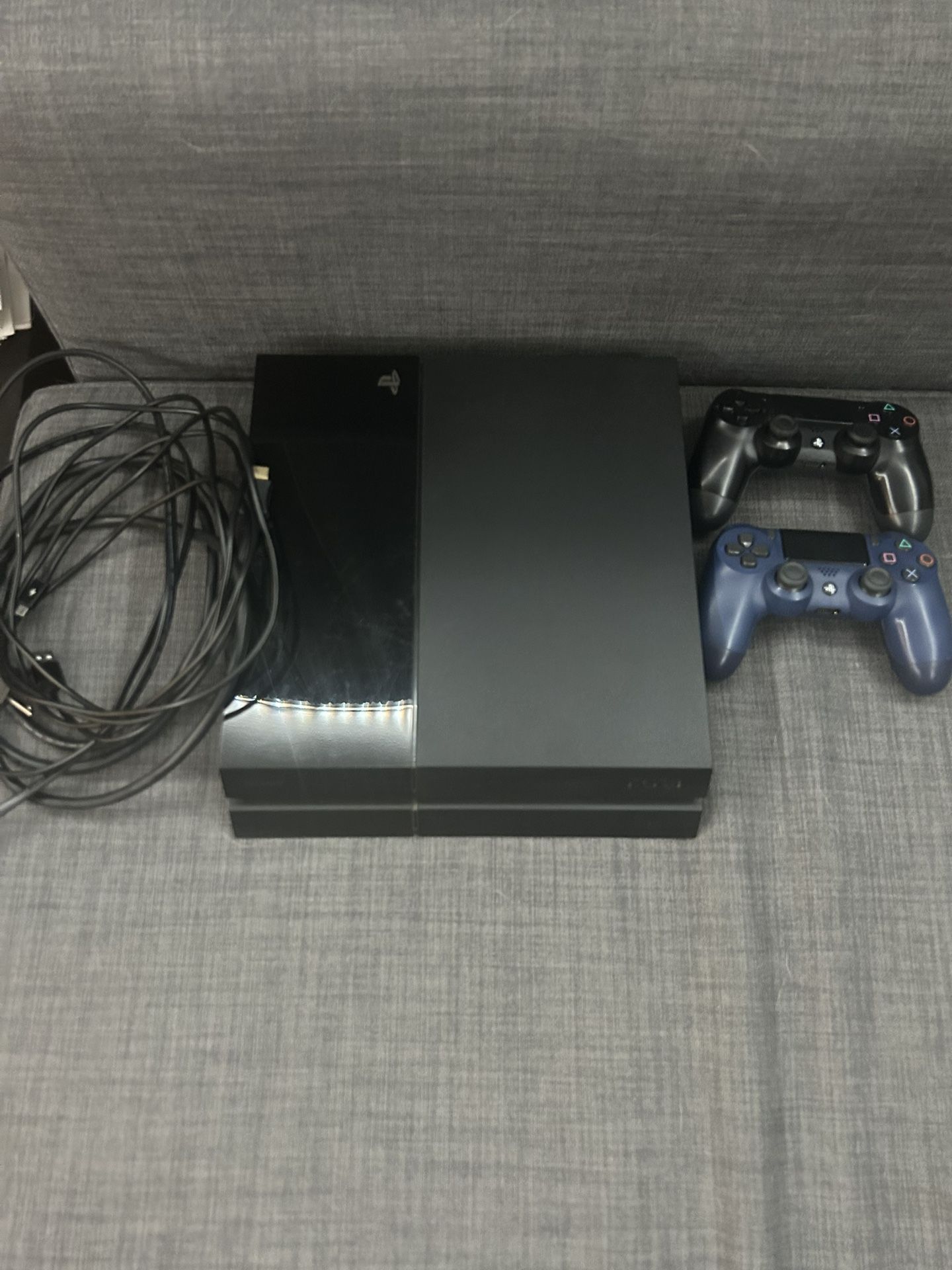 Playstation 4 500GB Tested with 2 Controllers for Sale in La Grange