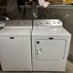 MAYTAG WASHER & GAS DRYER 