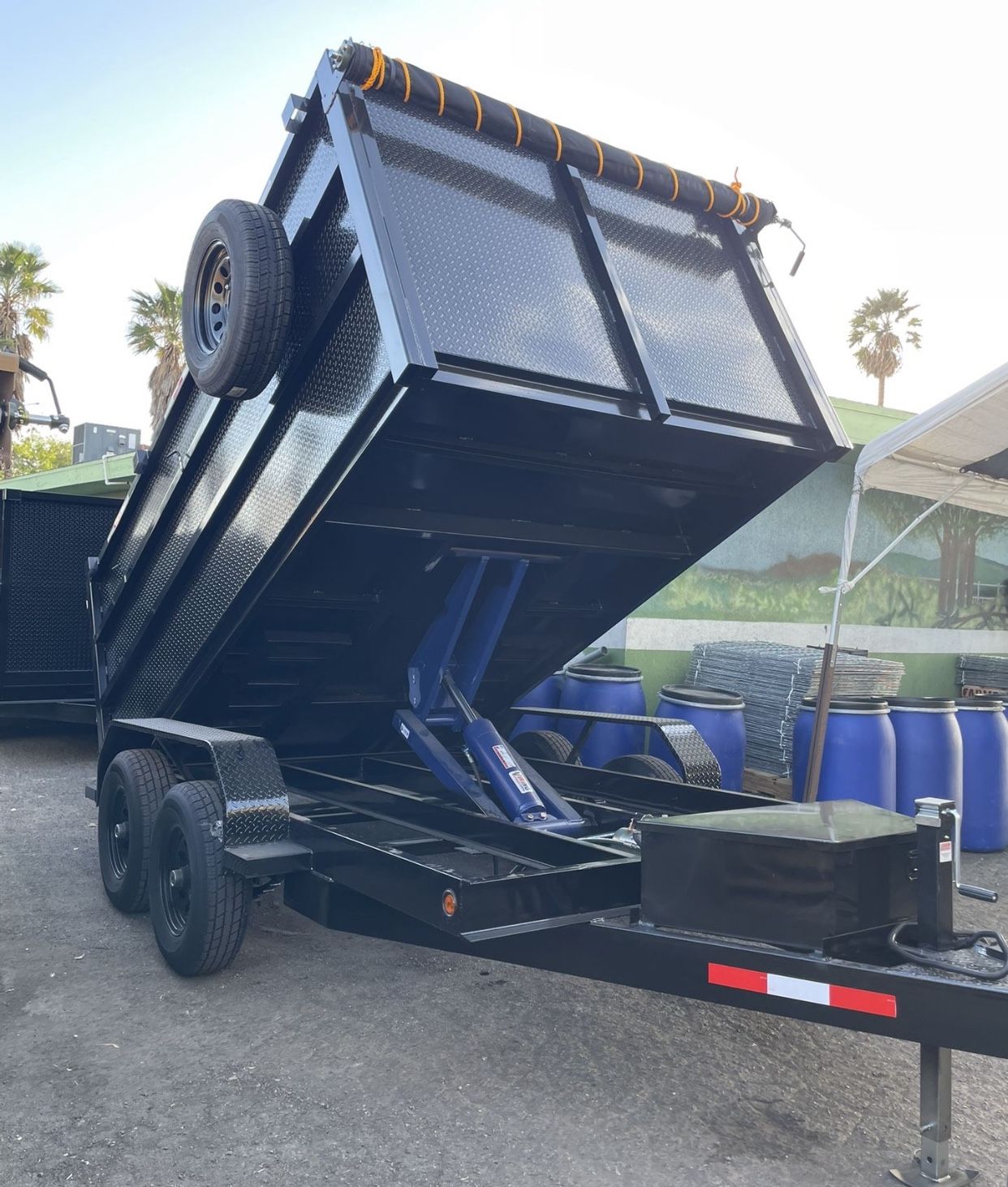 Scissor lift Dump Trailer 