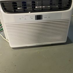Frigidaire 10,000 BTU Air Conditioner 