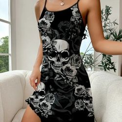 Women's Size Medium (6) Skull Print Nightwear. 