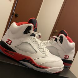 Jordan 5s Fire Reds 
