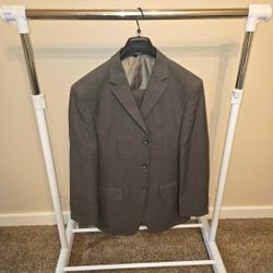 Men's Grey Suit Jacket & Pants (Unaltered)