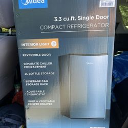 New In Box Midea 3.3 Single Door Mini Fridge