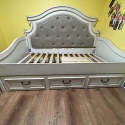 twin bed frame $100
