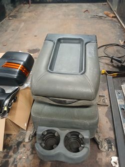 Center console for chevy silverado