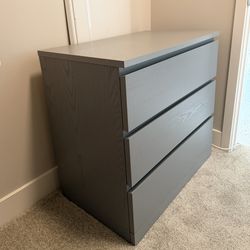 3-Drawer Dresser