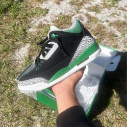 Jordan 3 Pine Green Size 10