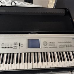 Korg Triton 61-Key 62-Voice Polyphonic Workstation