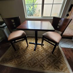 Small Table With 2 chairs