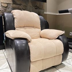 Elegant Recliner Chair