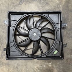 New Radiator Cooling Fan 2011-2020 Dodge Durango 2011-2021 Jeep Grand Cherokee 3.6 5.7L