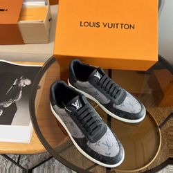 Louis Vuitton Time Out 75 