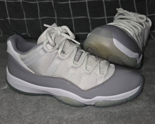 Jordan 11 Low 'Cement Gray'    size 10.5