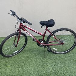 BRAND NEW HUFFY MOUNTAIN BIKE BICYCLE