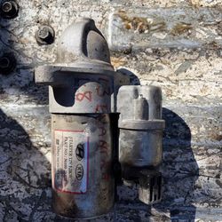 2013 Hyundai Elantra 1.8 starter 55