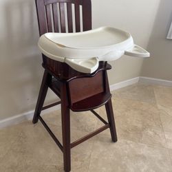 Wooden High Chair - LIKE NEW 