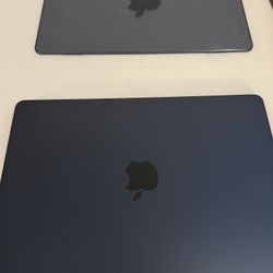 Working MacBook Air M2 (2022) 13"-Cracked Screen