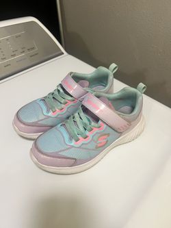 Girls Skechers Shoes