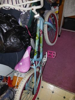20" Girls Huffy Bike