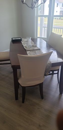 Dining Table Set
