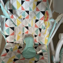 Fisher Price Portable Baby Chair- Sit Me Floor Seat And Swing 