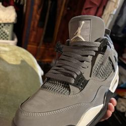 Jordan 4 Cool Grey Size 9