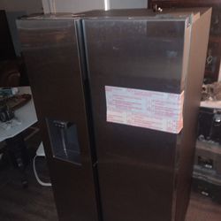 Samsung Side By Side Stainless Steel Refrigerator 