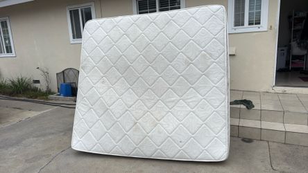 Free Cal King Matress
