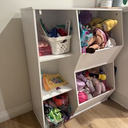 Storage cabinet