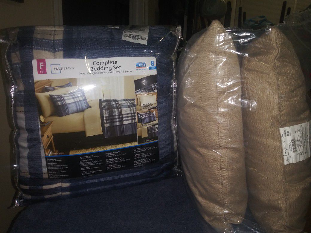 FULL SIZE COMFORTER SET W/2 PILLOWS TO MATCH