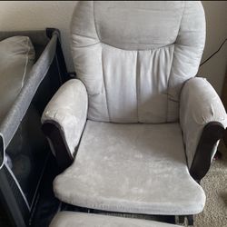 Rocking Chair 