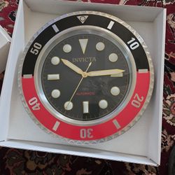 14" Invicta Wall Clock Pro DiveR
