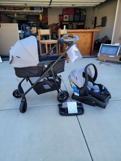 **LIKE NEW**- SAFETY 1ST 8-IN-1 CAR SEAT STROLLER COMBO