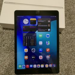 iPad 8 32GB WIFI UNLOCKED