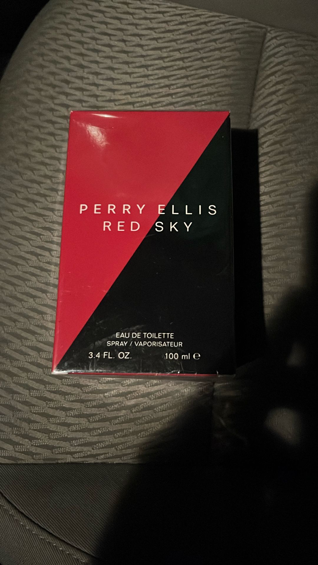 Perry Ellis, red sky men’s cologne 3.4 ounces