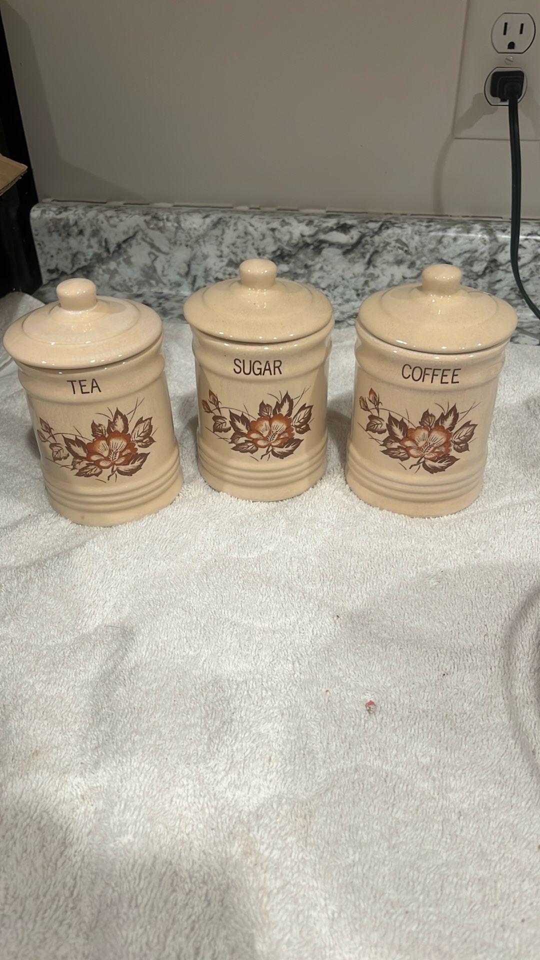 Vintage Ceramic Canisters (3) Tea,Sugar,Coffee
