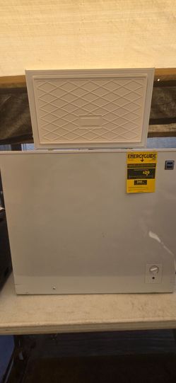 Freezer chest