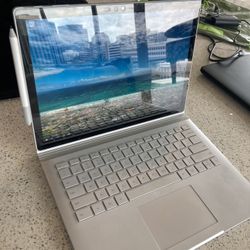 Microsoft Surface book 2 With Pen