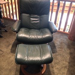 Leather chair with ottoman