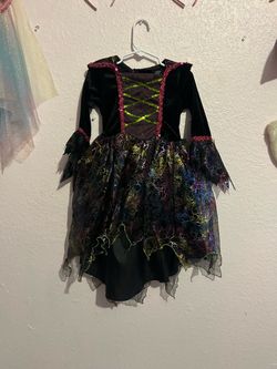 Girls witch costume