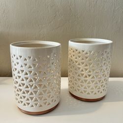 2 Yankee Candle Lattice White and Brass Ceramic Jar Candle Holders. New in Box.