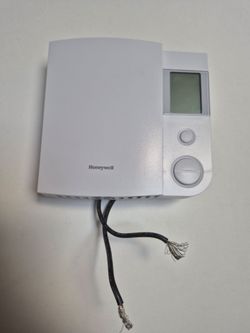Honeywell Thermostat baseboard