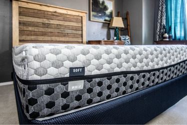 Queen Mattress Layla Memory Foam
