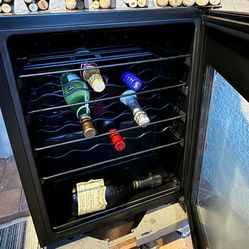 New air Wine Cooler And Refrigerator. 