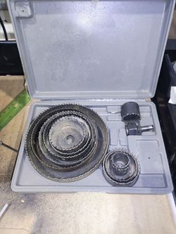 hole saw set, priced to sell
