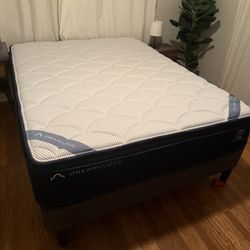 Dreamcloud - Premier Queen Mattress (mattress only)