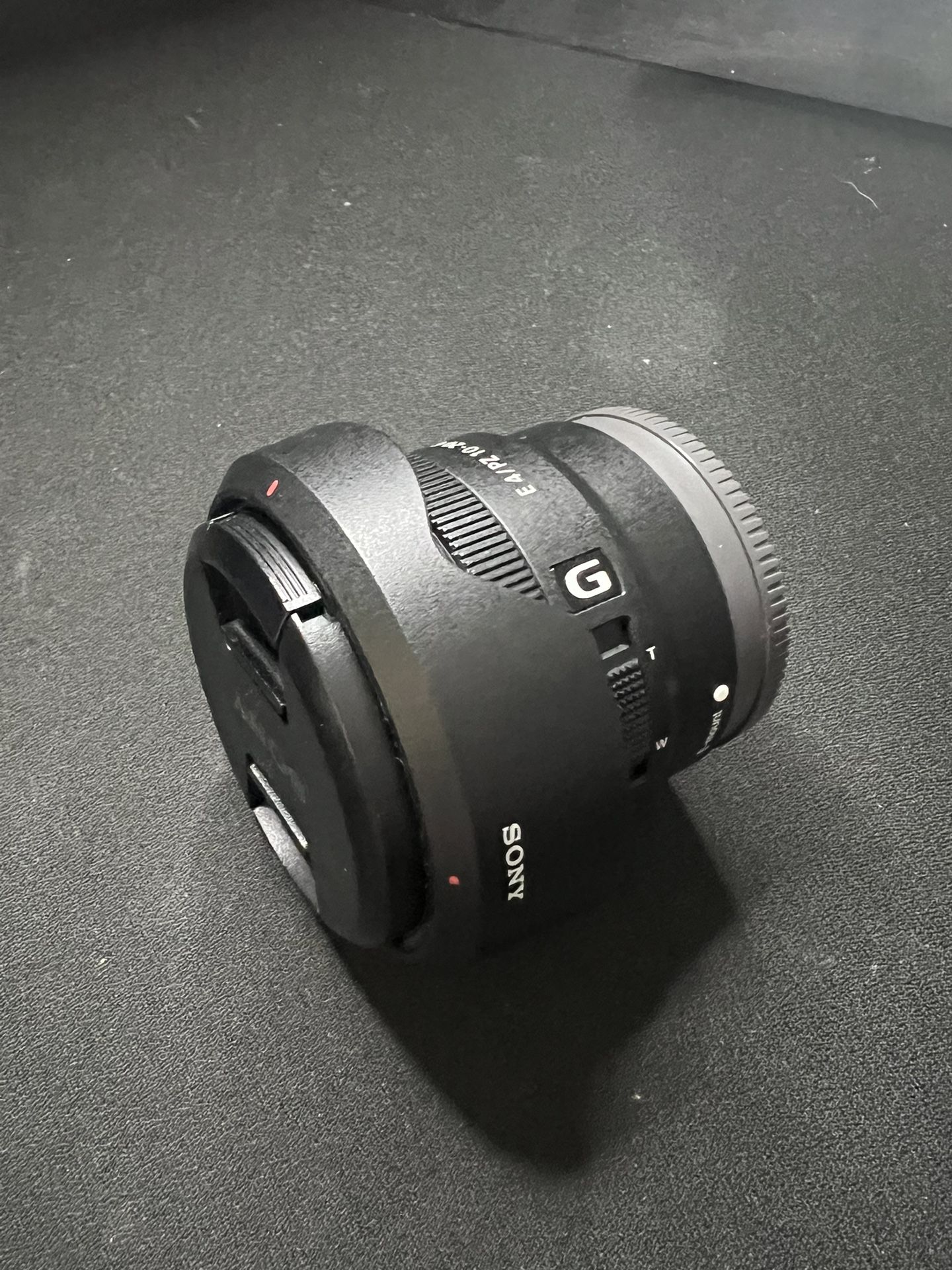 Sony E PZ 10-20mm f/4 G Lens
